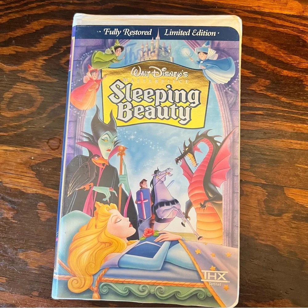 Lot of 3 VHS DISNEY PRINCESS MOVIES SNOW WHITE POCAHONTAS SLEEPING BEAUTY